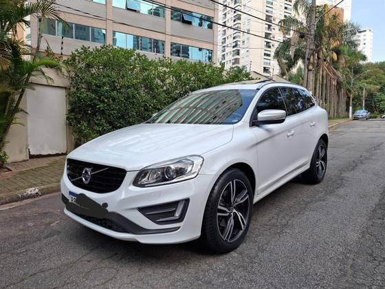 VOLVO XC60 2.0 T5 R-DESIGN GASOLINA 4P AUTOMÁTICO